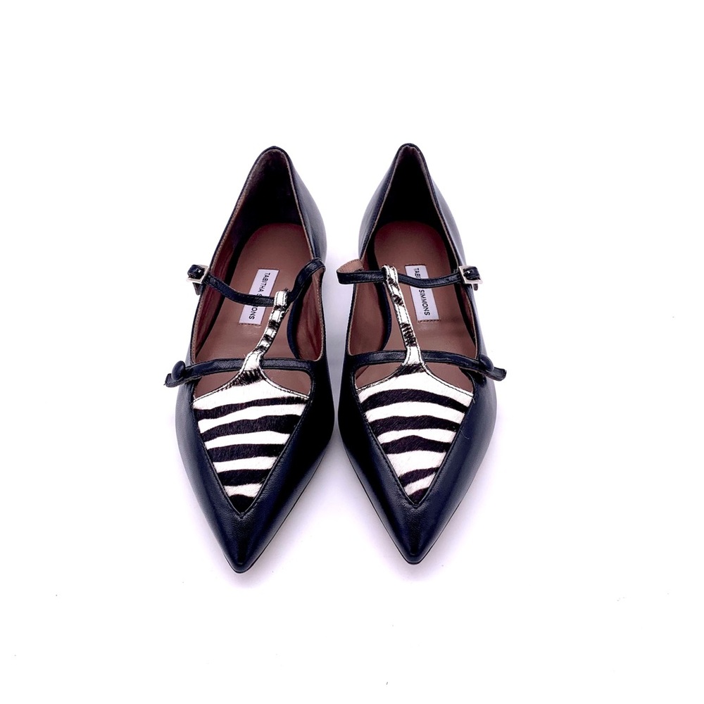 🦓 NEW! TABITHA SIMMONS FLATS SIZE 35